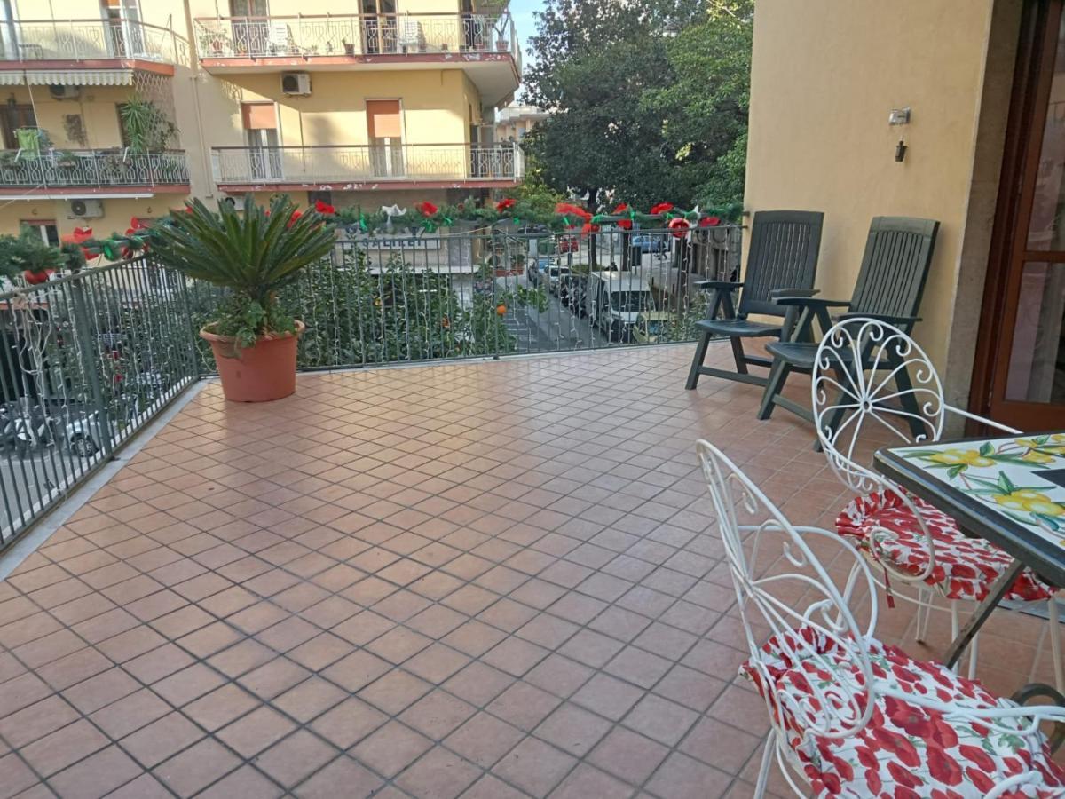 La Terrazza Di Monica & Teresa Bed and Breakfast Portici Εξωτερικό φωτογραφία