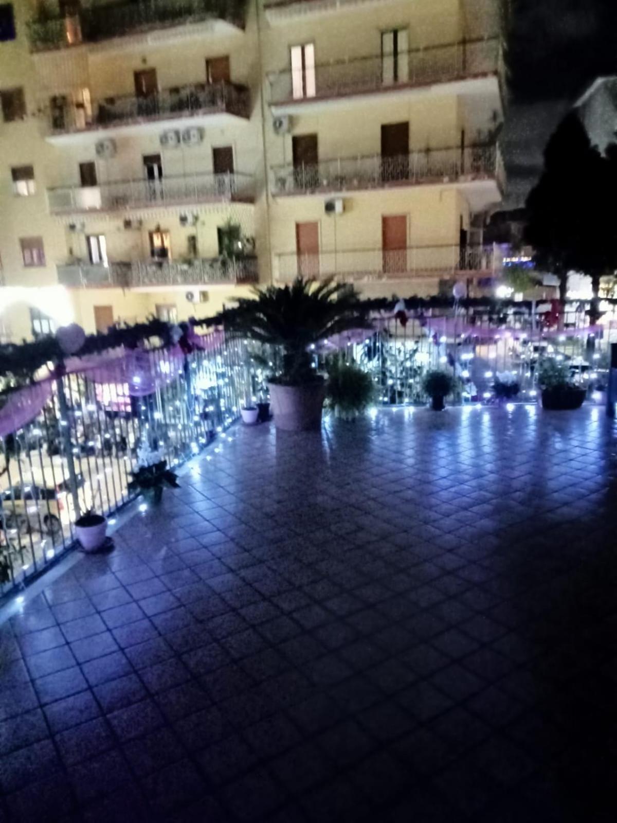 La Terrazza Di Monica & Teresa Bed and Breakfast Portici Εξωτερικό φωτογραφία