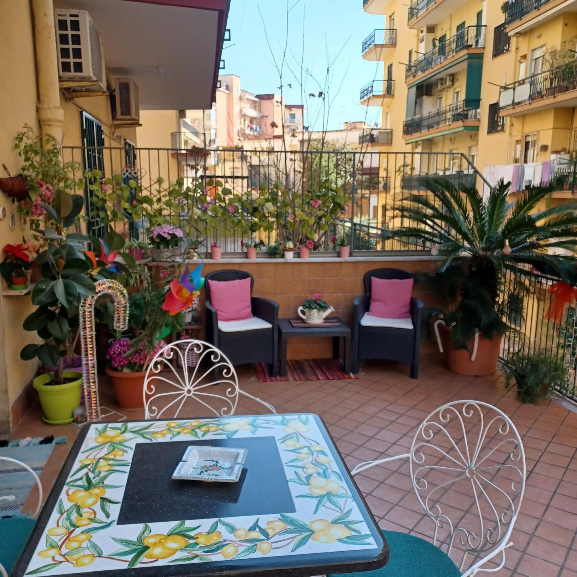La Terrazza Di Monica & Teresa Bed and Breakfast Portici Εξωτερικό φωτογραφία